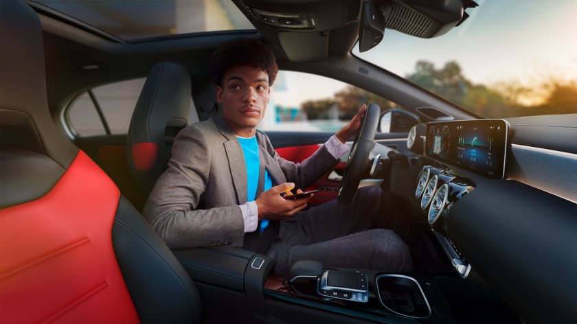 Mercedes-Benz A-Class: Interior design The image shows the cockpit with steering wheel in the A-Class.
